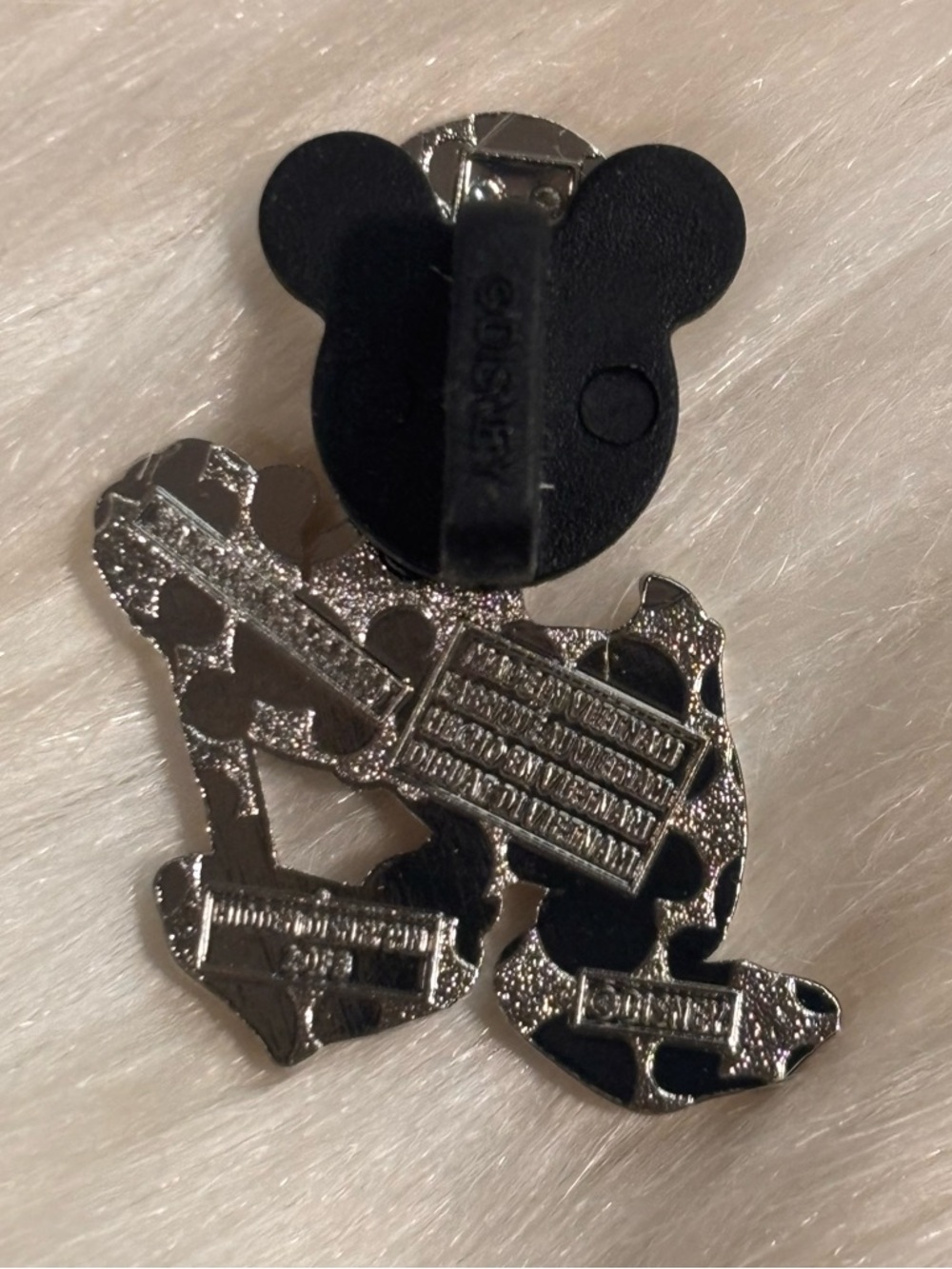 WDW 2025 Hidden Mickey St Patrick's Day March DONALD Walt Disney World Pin - Picture 2 of 2